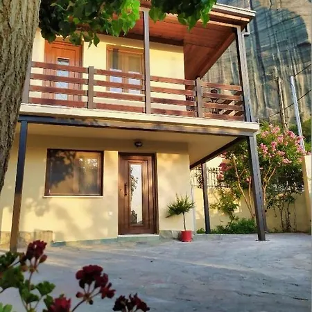 Kastelia Guest house